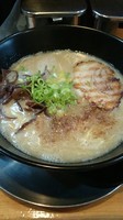 「豚骨ラーメン」@煮干し豚骨らーめん専門店 六郷の写真