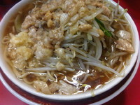 「小ラーメン全マシ(700円)」@ラーメン二郎 上野毛店の写真