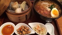 「担仔麺セット  1296円」@中国茶房 茶趣茶楽の写真
