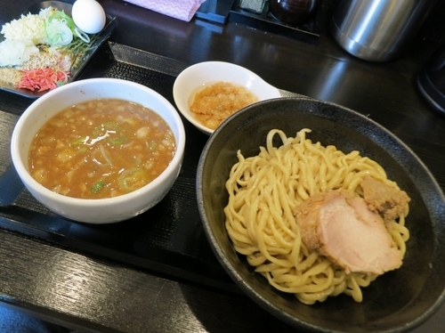 極・どろつけ麺 中