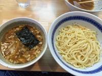 「つけめん小750円、ラーメン小700円」@自家製中華そば としおかの写真