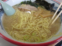 「らーめん　中盛」@ラーメンショップ 122号騎西店の写真