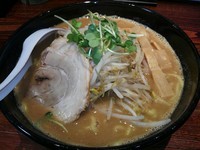 「みそらーめん(ピリ辛)  　（麺大盛：平日ランチサービス）」@大瑠璃の写真