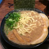 超老とんこつ 極太暴れ麺