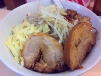 「油そば+チーズ（麺少なめ・野菜少なめ・にんにく）」@自家製ラーメン 大者の写真