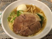 「醤油ラーメン」@らーめん紬麦の写真