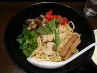 「【限定】グリーンカレーまぜそば完成版800円」@麺屋 天海の写真