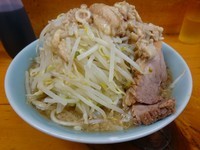「ラーメン￥700（ヤサイ、アブラ）」@ラーメン二郎 新橋店の写真