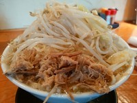 「【豚ダブル(並盛・200g・野菜増し)750円】→500円」@豚さんちの写真