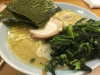 「ラーメン 並 630円 (ほうれん草増し +100円)」@大黒家 東陽町店の写真