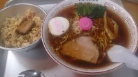「萬字らーめん＋ミニちゃーはん」@醤油屋本店 サンピアザ店の写真