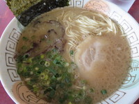 「ラーメン＋替え玉」@博多長浜らーめん 楓神の写真