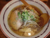 「中華そば(600円)+消費税他」@よって屋の写真