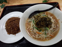 「高菜入り野菜麺・半炒飯セット730円」@福泰厨房 島忠ホームズ草加舎人店の写真