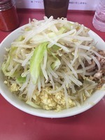 「ラーメン、ヤサイ、ニンニク、アブラ」@ラーメン二郎 小岩店の写真