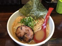 「醤油らぁめん＋大盛り ¥760＋¥150」@みんなのらぁめんバンブーの写真