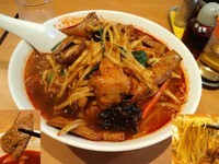 「豚レバ入り辛味そば大盛辛め900円」@桂林菜館の写真