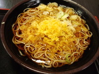 「かけそば大盛り420円+サービス天かす入り」@ゆで太郎 大井町店の写真