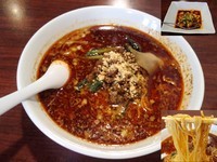 「赤担々麺780円＋半麻婆豆腐280円両方辛め」@四川麻辣火鍋 天府の写真