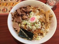 「油そば＋中盛　810円」@町屋大勝軒 孤珀の写真