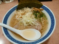 「【鶏節塩そば(並盛・120g)750円】→600円」@特級豚骨 中華そば湊生の写真