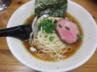 「煮干中華そば＋ニボ玉（７００＋１５０＝８５０円）」@麺屋 玲の写真