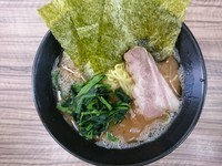 「ラーメン￥650  ライス無料」@武蔵家 富士見店の写真