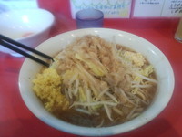 「小ラーメン+生姜+生卵 ニンニクアブラ」@麺屋 桐龍の写真