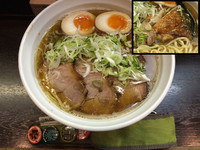 「鶏からラーメン＋チャーシュー」@尼龍の写真