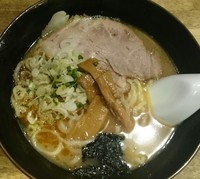 「ヨシベーラーメン正油690+ランチ半ライス40」@ラーメン ヨシベー 錦糸町店の写真