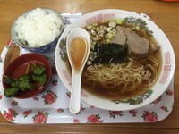 「醤油ラーメン」@中華 富士の写真