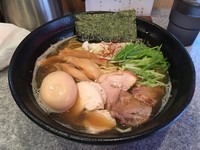 「【コラボ発売記念】川越中華そば（中盛）+味玉¥850」@麺屋 ひな多の写真