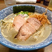 「極上濃厚煮干しそば」@煮干しつけ麺 宮元の写真