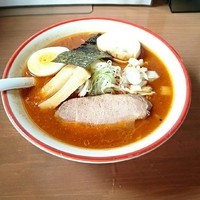 「魚介パンチAKR 赤パン 大辛 @800円」@コクミンショクドウの写真