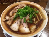 「せせり中華そば」@麺や 西やの写真