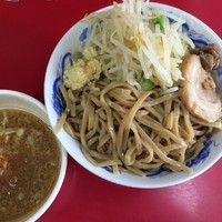 「つけ麺・並盛り￥780円（魚粉TP＋50円）」@モッコリ豚の写真