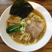 「醤油ラーメン」@麺や とらの写真