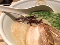 「豚骨プレーン・バリカタ」@TOKYO 豚骨 BASE MADE by 博多一風堂 ecute品川サウス店の写真