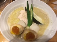 「鳥白湯SOBA大+味玉」@銀座 篝の写真