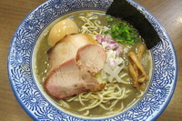 「味玉極上濃厚煮干しそば」@煮干しつけ麺 宮元の写真