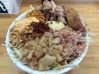 「まぜそば 中 全増し」@ハイマウントの写真