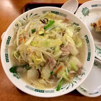 「タンメン＋餃子セット700円」@日高屋 キュービックプラザ新横浜店の写真