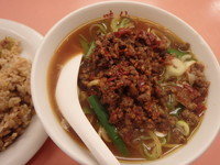 「台湾ラーメンイタリアン(600円)？、チャーハン(550円)」@台湾料理 味仙 焼山店の写真