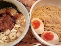「味玉濃厚つけ麺（中盛・極太麺）」@麺や 兼虎の写真