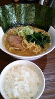 「濃厚醤油ラーメン＋大盛り＋ライス（小）」@麺屋 なか丸の写真