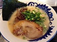 「FUBUKI豚骨(硬め)＋黒豚餃子＋ライス」@麺匠 佐蔵 FUBUKIの写真