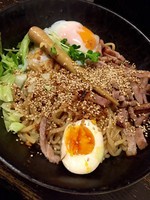 「【月･火･金曜日限定】まぜ麺 中盛り￥800」@燈の車の写真
