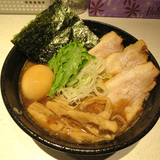 特製焦がしにんにくらぁ麺