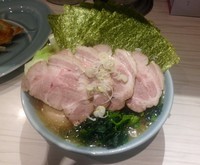 「メガMAXラーメン 1350円！」@横浜家系らーめん 武虎家 綱島店の写真