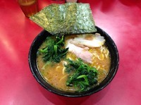 「ラーメン 、青菜マシ（固め）」@杉田家 千葉祐光店の写真